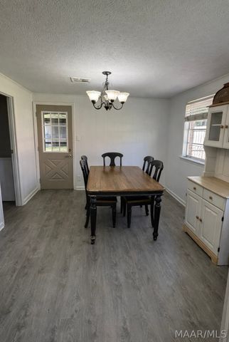 207 Primrose Drive, Prattville, AL 36067