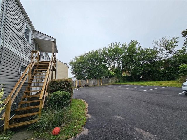 1855 E Ocean View Ave Apt 3, Norfolk, VA 23503
