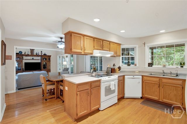 203 Old Rail Road, Bloomingdale, GA 31302