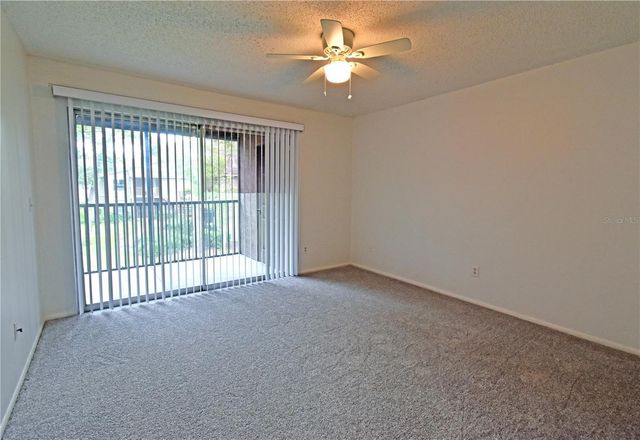 4207 WINDING MOSS TRAIL 208, Tampa, FL 33613