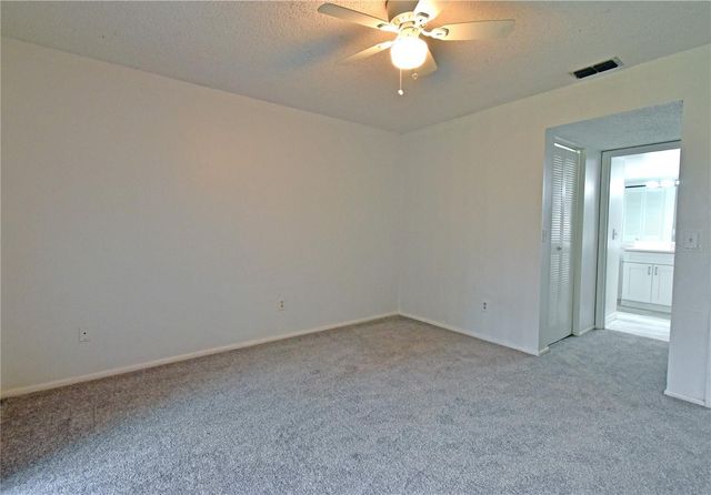 4207 WINDING MOSS TRAIL 208, Tampa, FL 33613