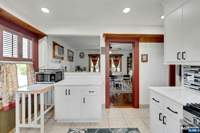1 Hewitt Avenue, Belleville, NJ 07109
