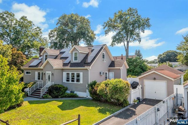 1 Hewitt Avenue, Belleville, NJ 07109