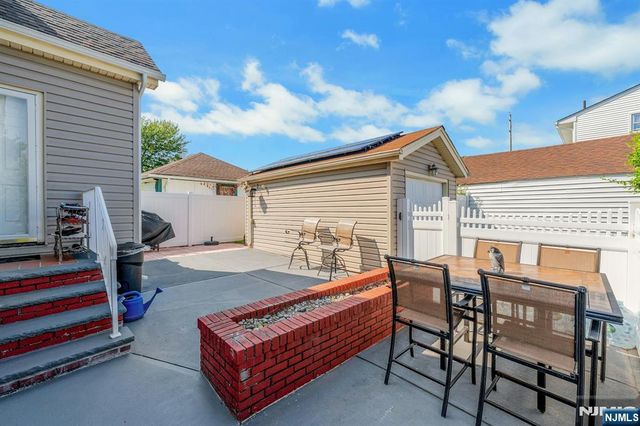 1 Hewitt Avenue, Belleville, NJ 07109
