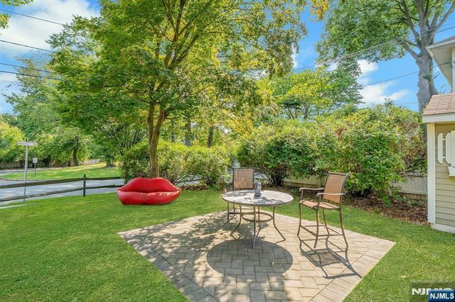 1 Hewitt Avenue, Belleville, NJ 07109