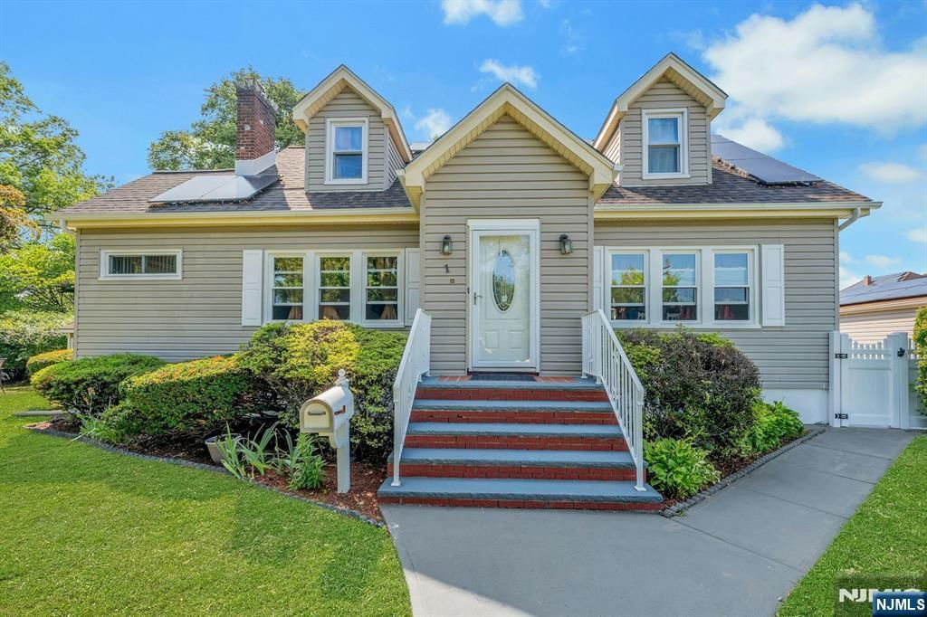 1 Hewitt Avenue, Belleville, NJ 07109