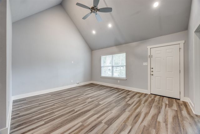 606 E 12th Street, Bonham, TX 75418