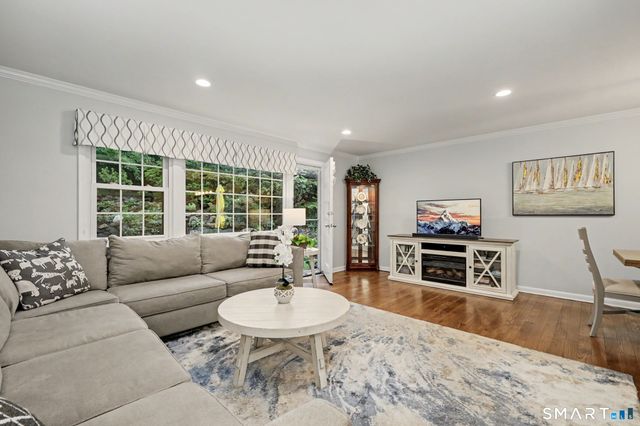 55 Heritage Hill Road 55, New Canaan, CT 06840