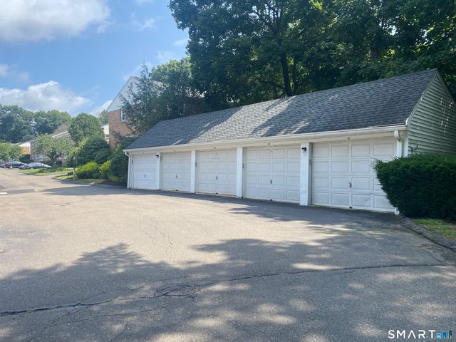 55 Heritage Hill Road 55, New Canaan, CT 06840