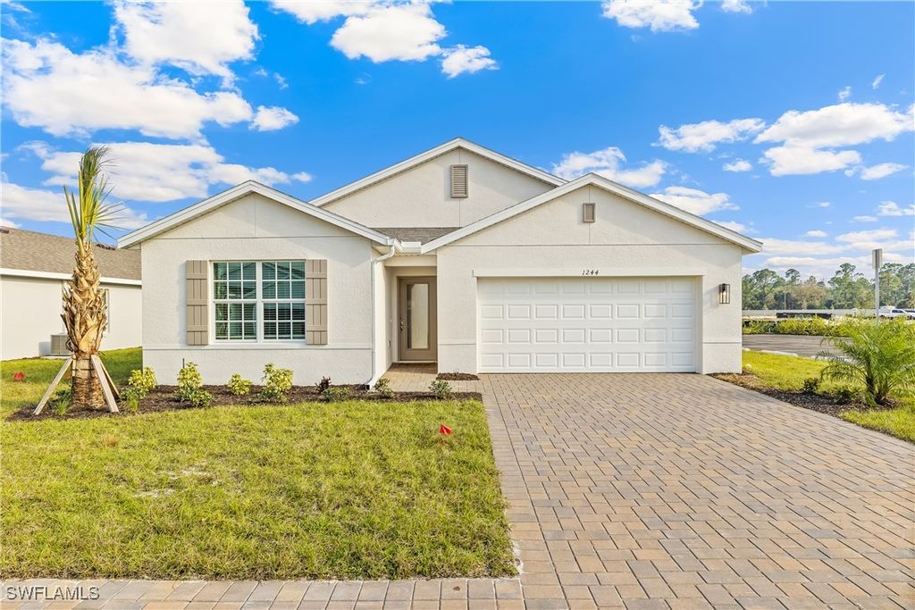 715 SW 5th ST, Cape Coral, FL 33991