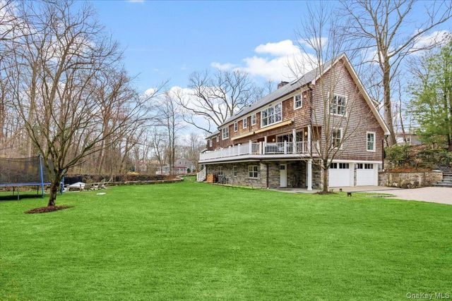 28 Winfield Avenue, Harrison, NY 10528