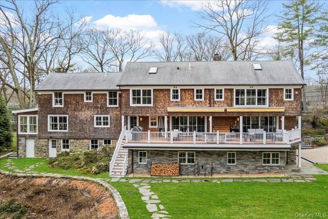 28 Winfield Avenue, Harrison, NY 10528