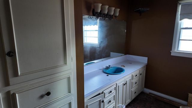 411 Claiborne St, New Roads, LA 70760