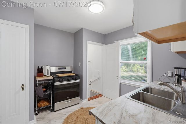 20176 Stoepel Street, Detroit, MI 48221