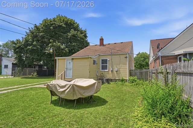 20176 Stoepel Street, Detroit, MI 48221
