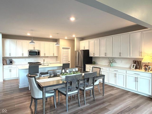 4196 Viewforth Lane, Bargersville, IN 46106