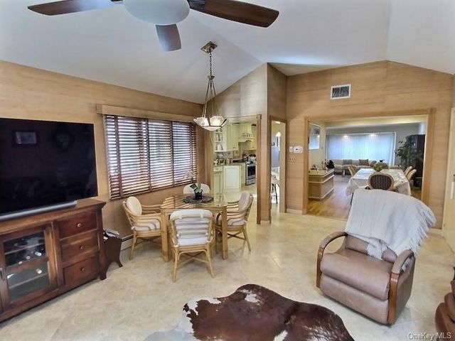 3421 Turf Road, Oceanside, NY 11572