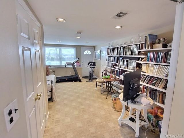 3421 Turf Road, Oceanside, NY 11572