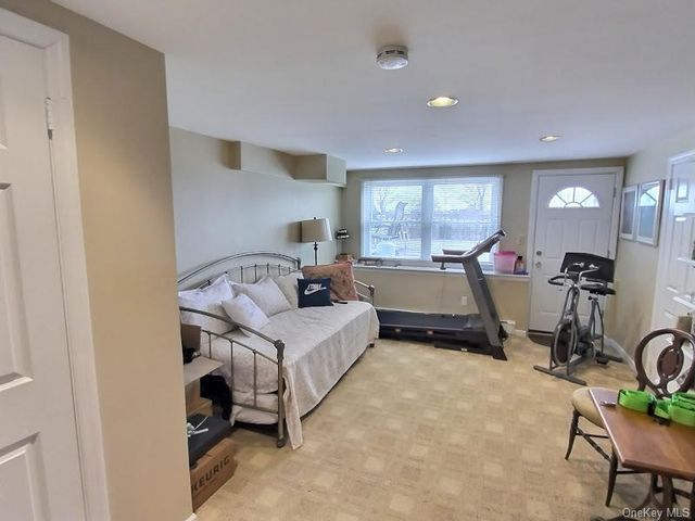 3421 Turf Road, Oceanside, NY 11572