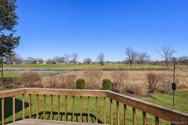 3421 Turf Road, Oceanside, NY 11572