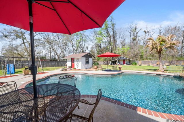 40434 La Hwy 621, Gonzales, LA 70737