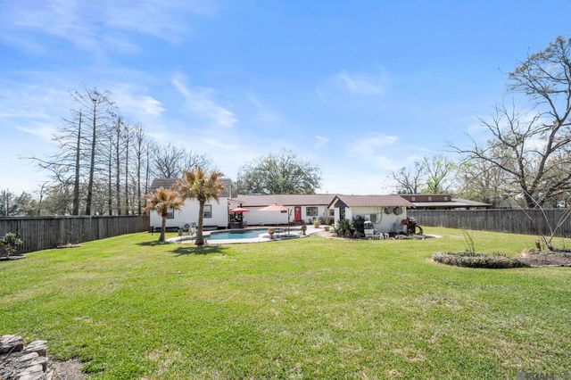 40434 La Hwy 621, Gonzales, LA 70737