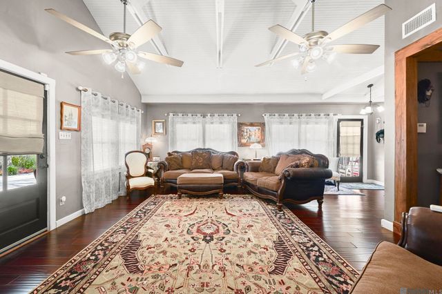 40434 La Hwy 621, Gonzales, LA 70737