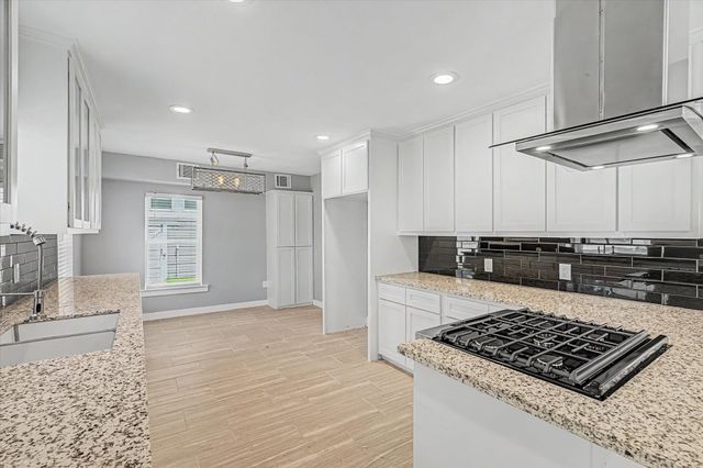515 Caplin Street, Houston, TX 77022