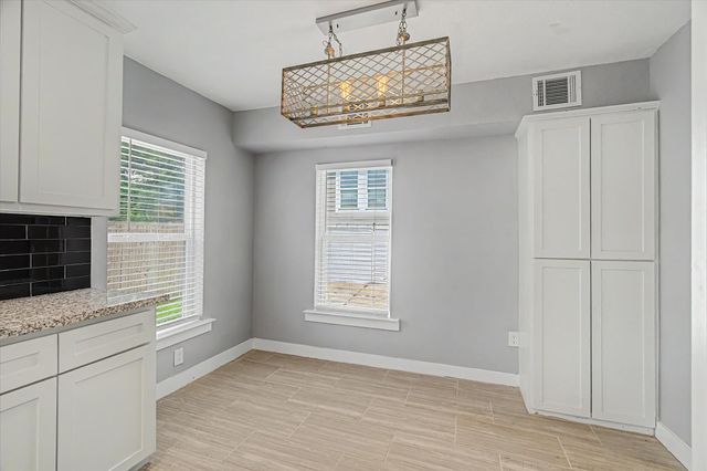 515 Caplin Street, Houston, TX 77022