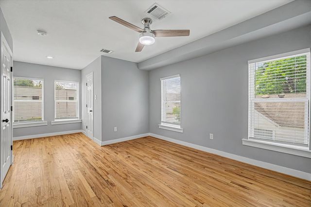 515 Caplin Street, Houston, TX 77022