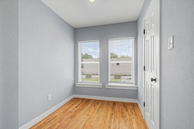 515 Caplin Street, Houston, TX 77022