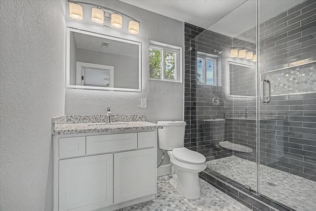 515 Caplin Street, Houston, TX 77022