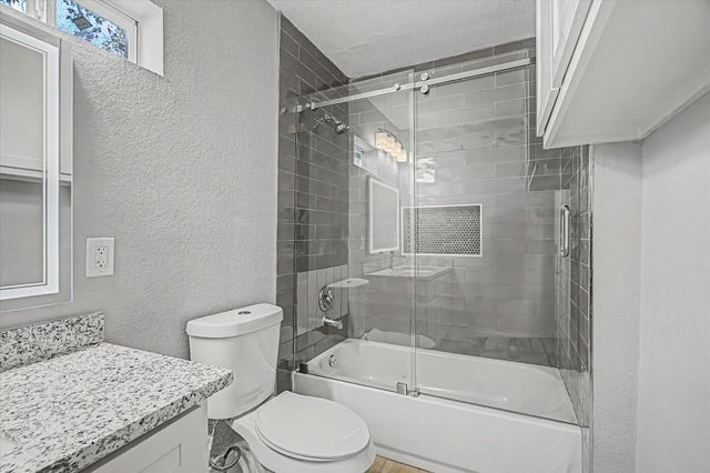 515 Caplin Street, Houston, TX 77022