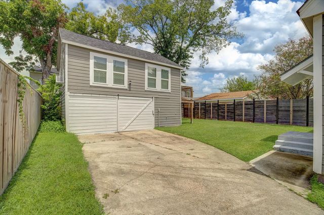 515 Caplin Street, Houston, TX 77022