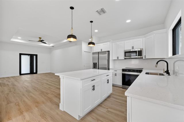 7841 SONTAG AVENUE, North Port, FL 34291