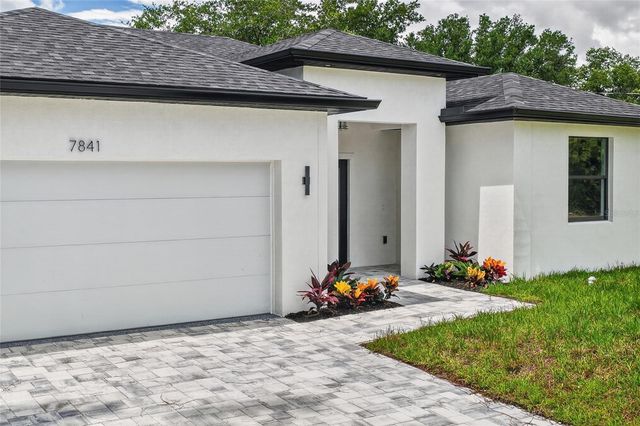 7841 SONTAG AVENUE, North Port, FL 34291