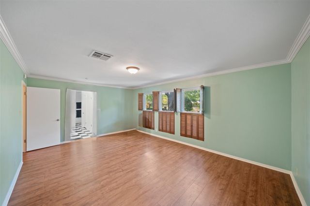 611 Saint Andrews Road, Kingwood, TX 77339