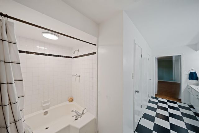 611 Saint Andrews Road, Kingwood, TX 77339