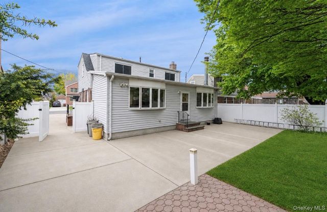5 Edward Avenue, Hicksville, NY 11801