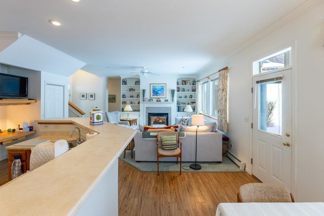 27 Fountain Way, Lebanon, NH 03784