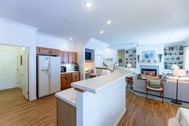 27 Fountain Way, Lebanon, NH 03784