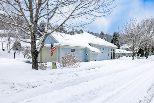 27 Fountain Way, Lebanon, NH 03784