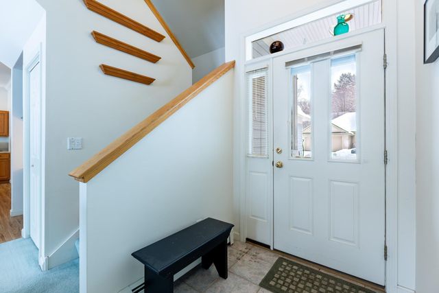 27 Fountain Way, Lebanon, NH 03784