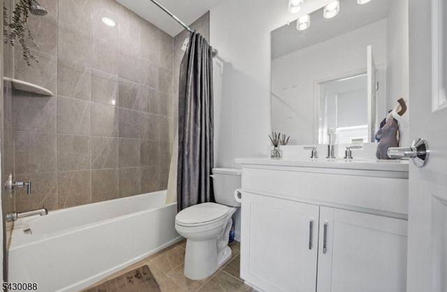1 Sadie Cir 1101, Union Twp., NJ 07083