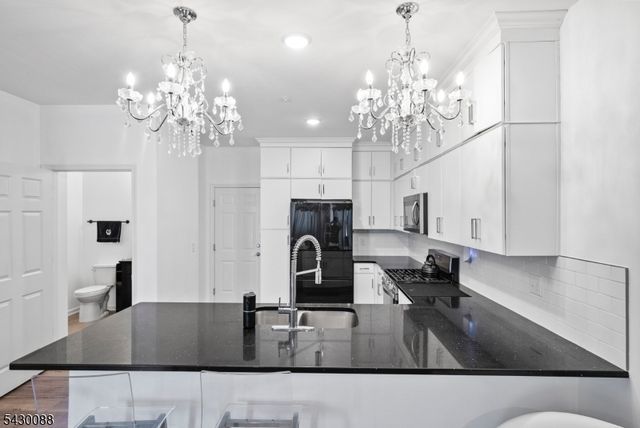 1 Sadie Cir 1101, Union Twp., NJ 07083