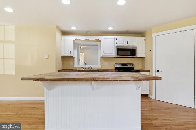 625 PLEASANT VIEW RD, Lewisberry, PA 17339