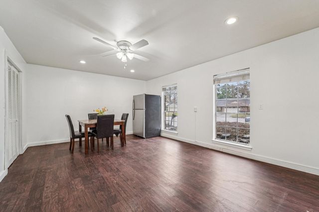 3103 Glade Springs Drive, Houston, TX 77339