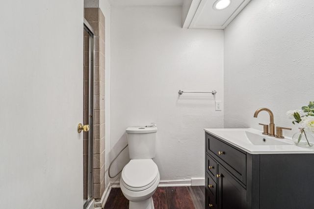 3103 Glade Springs Drive, Houston, TX 77339