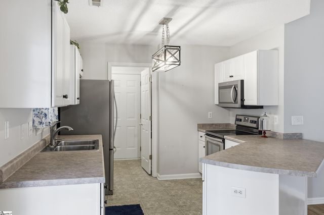 307 Forest Creek Drive, Seneca, SC 29678