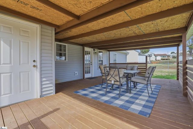 307 Forest Creek Drive, Seneca, SC 29678